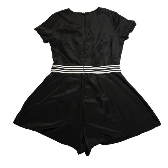 Women's Crewneck Romper Size XS Athleisure Minimalist Sporty Casual Summer - Picture 2 of 10